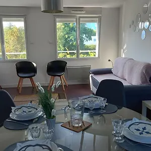 Au Calme, Avec Jardin Et Proches Des Sites Touristiques Appartement